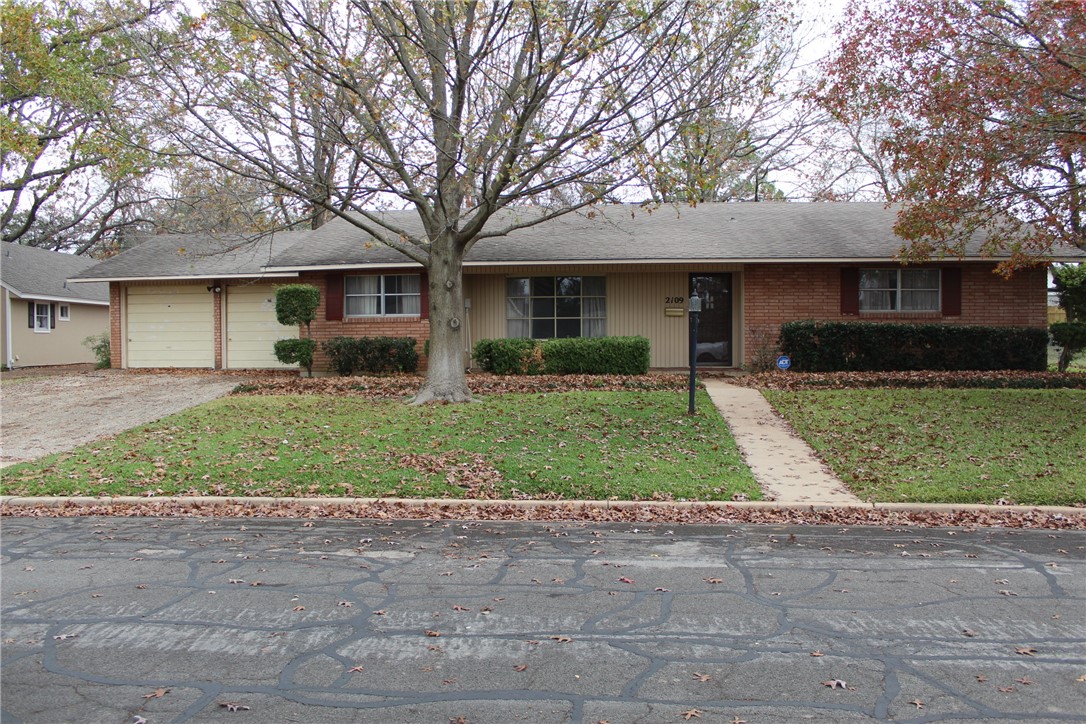 2109 Lake James Drive Waco TX 76710