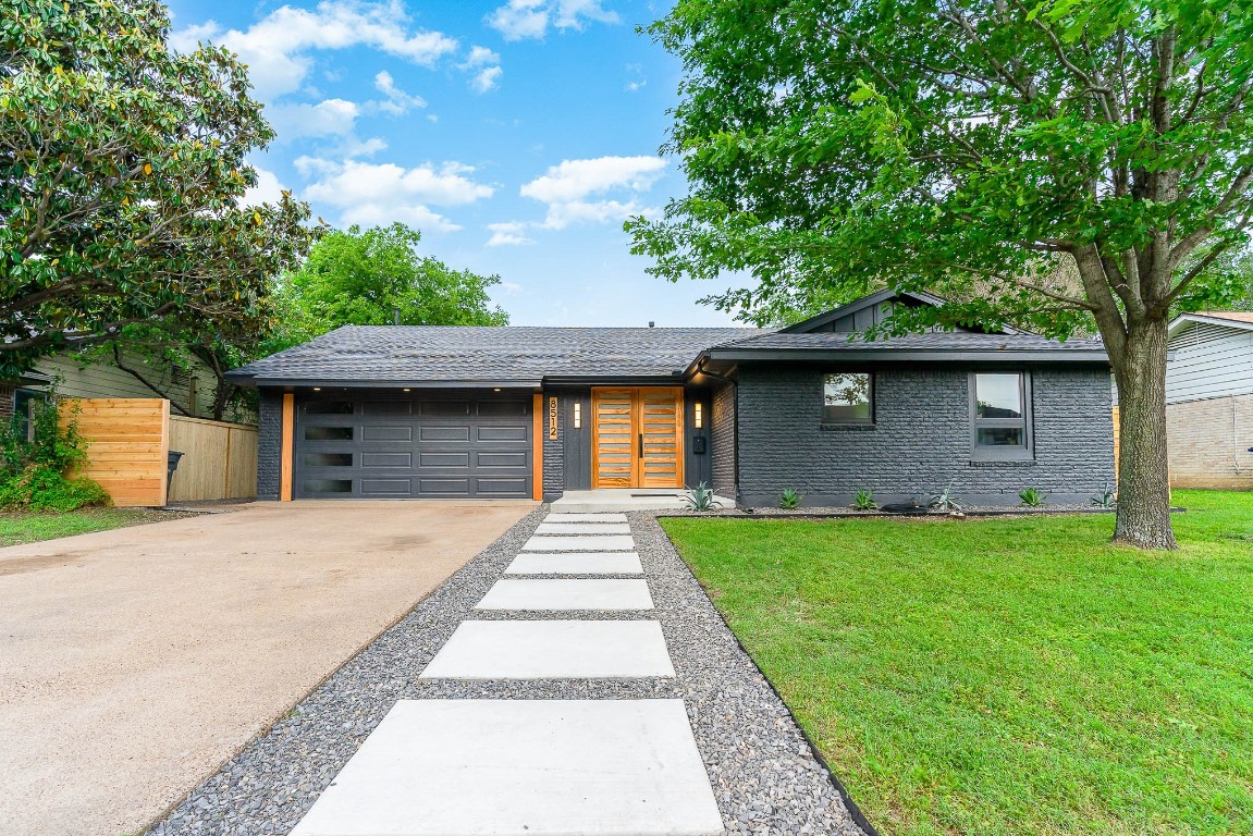 8512 Capri Drive Dallas TX 75238