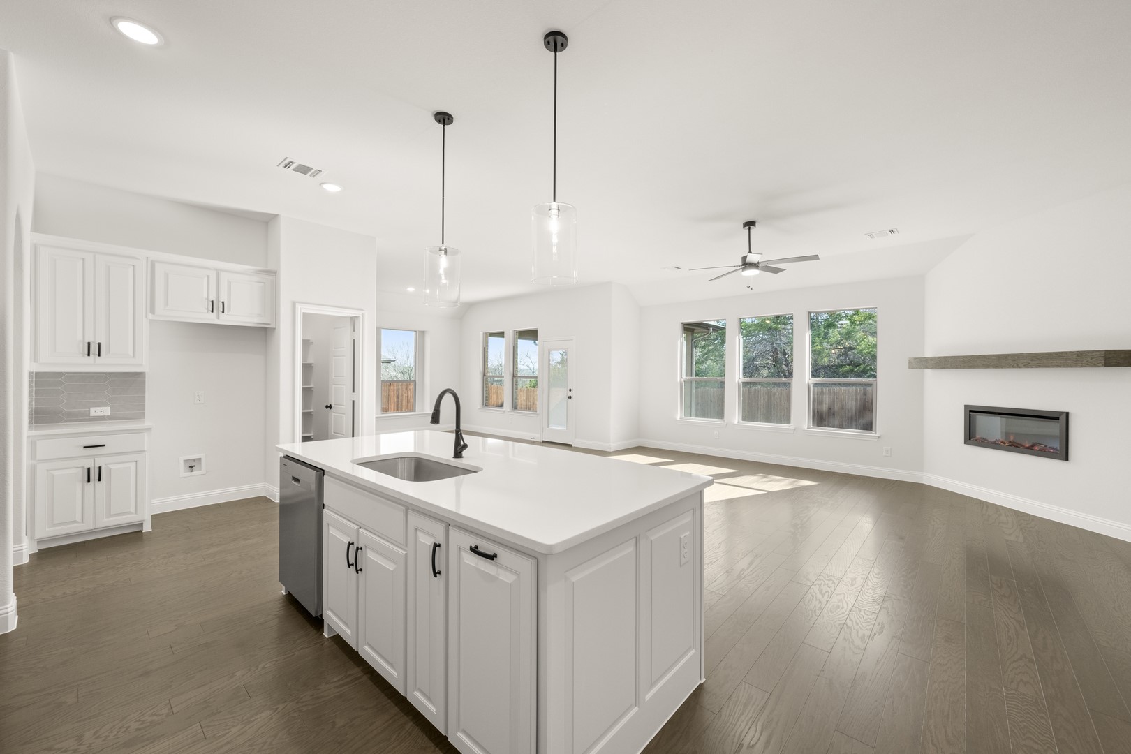 4602 Thistle Drive Midlothian TX 76065