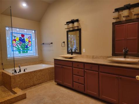 9703 Raven Lane Irving TX 75063