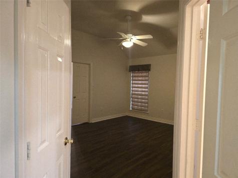 9703 Raven Lane Irving TX 75063