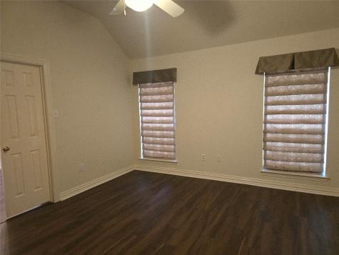 9703 Raven Lane Irving TX 75063