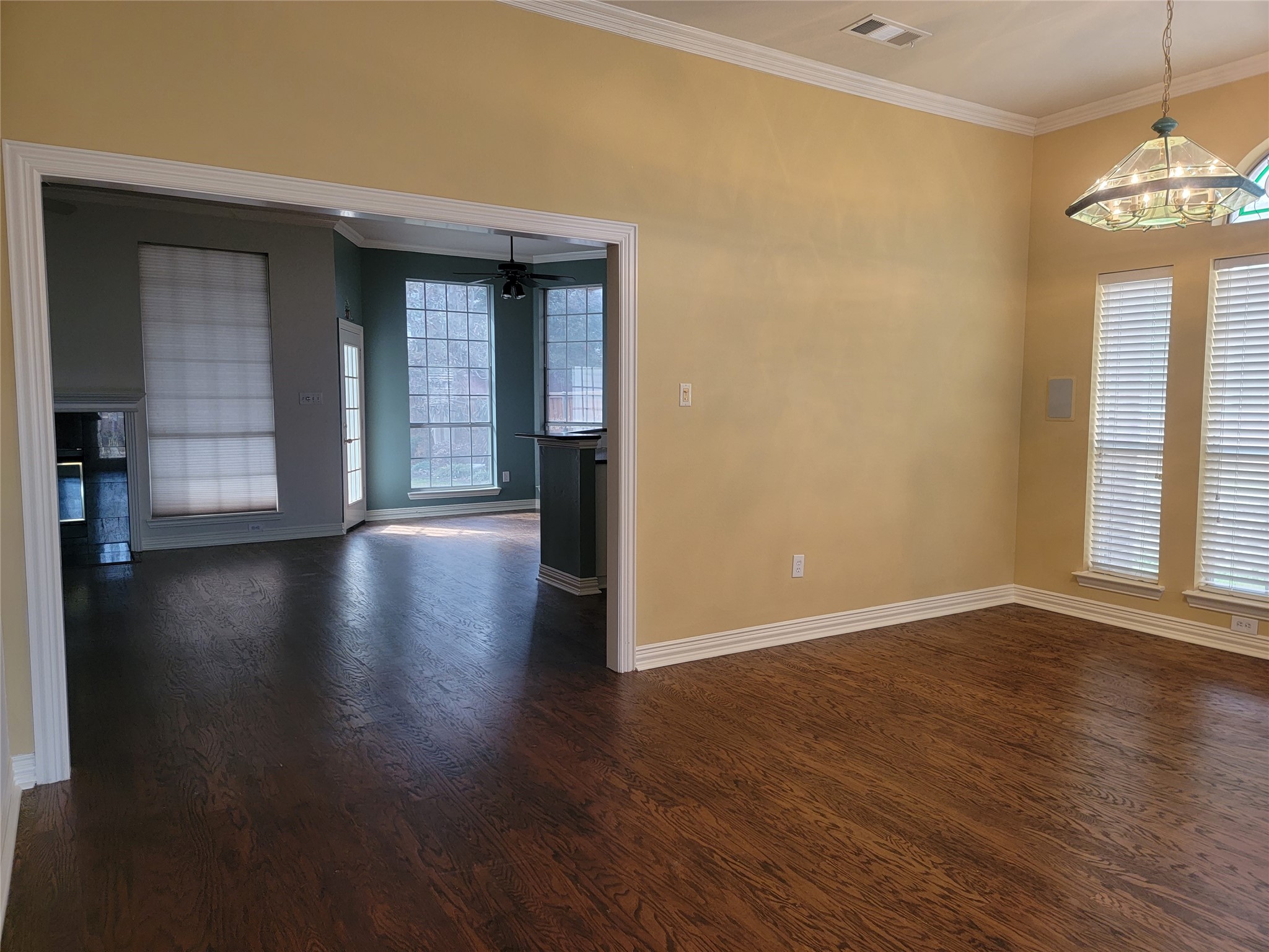 9703 Raven Lane Irving TX 75063