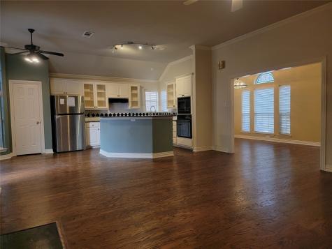 9703 Raven Lane Irving TX 75063