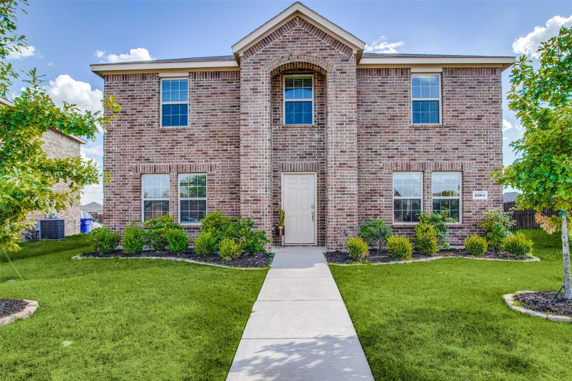 2264 Spring Hollow Drive Lancaster TX 75134