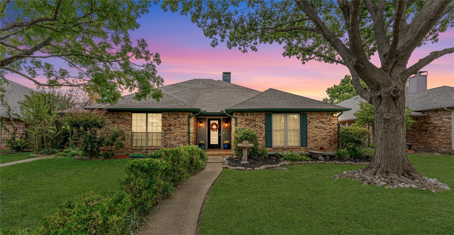3042 Westforest Drive Dallas TX 75229