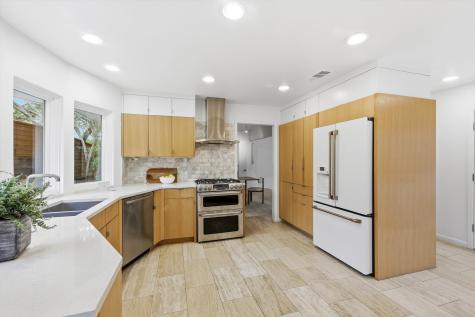 10334 White Rock Place Dallas TX 75238