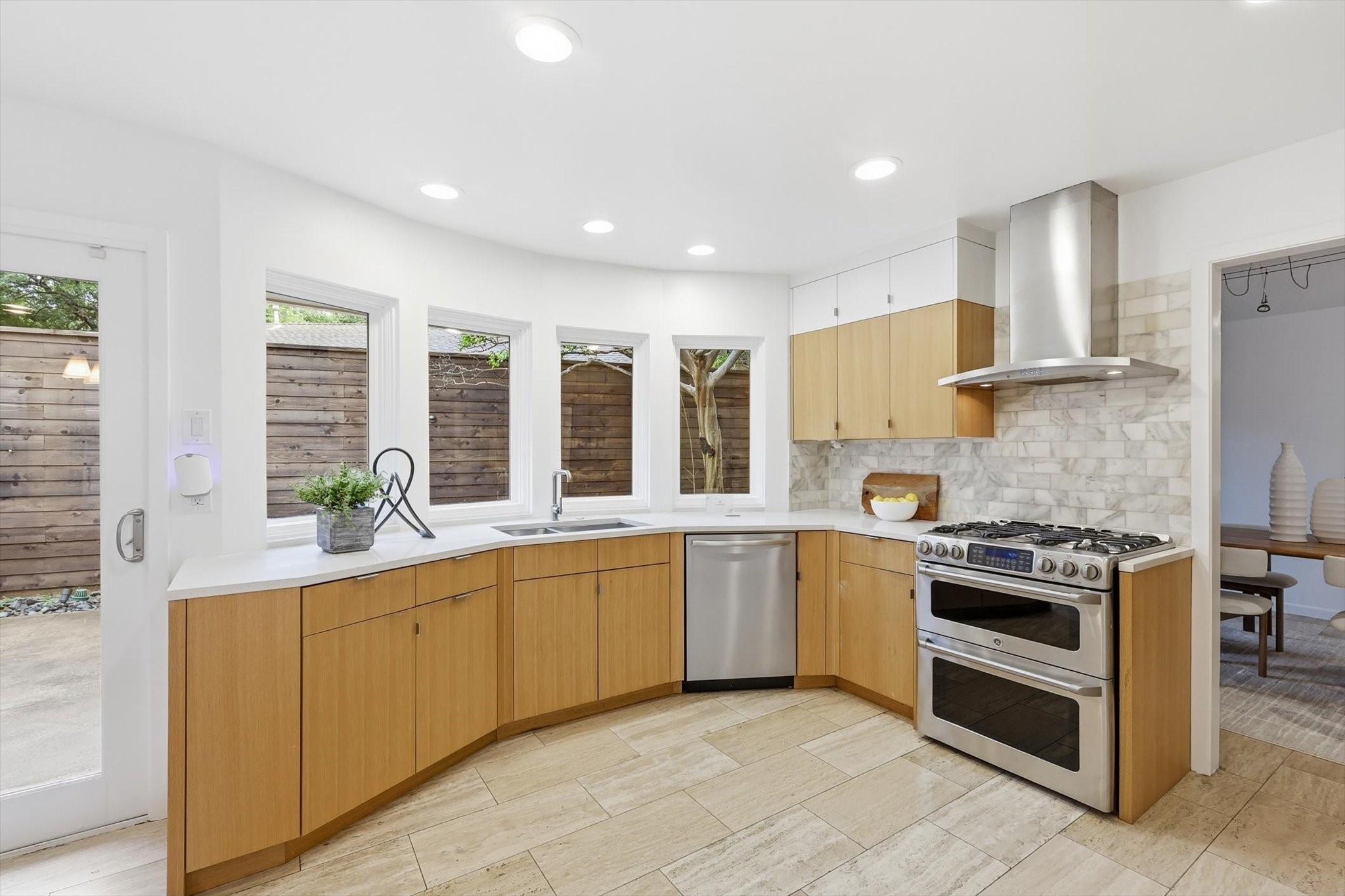 10334 White Rock Place Dallas TX 75238
