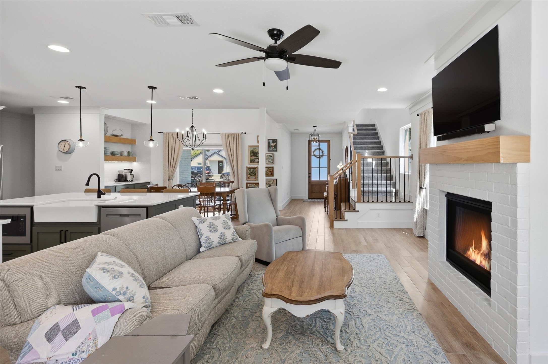 5837 Straley Avenue Westworth Village TX 76114