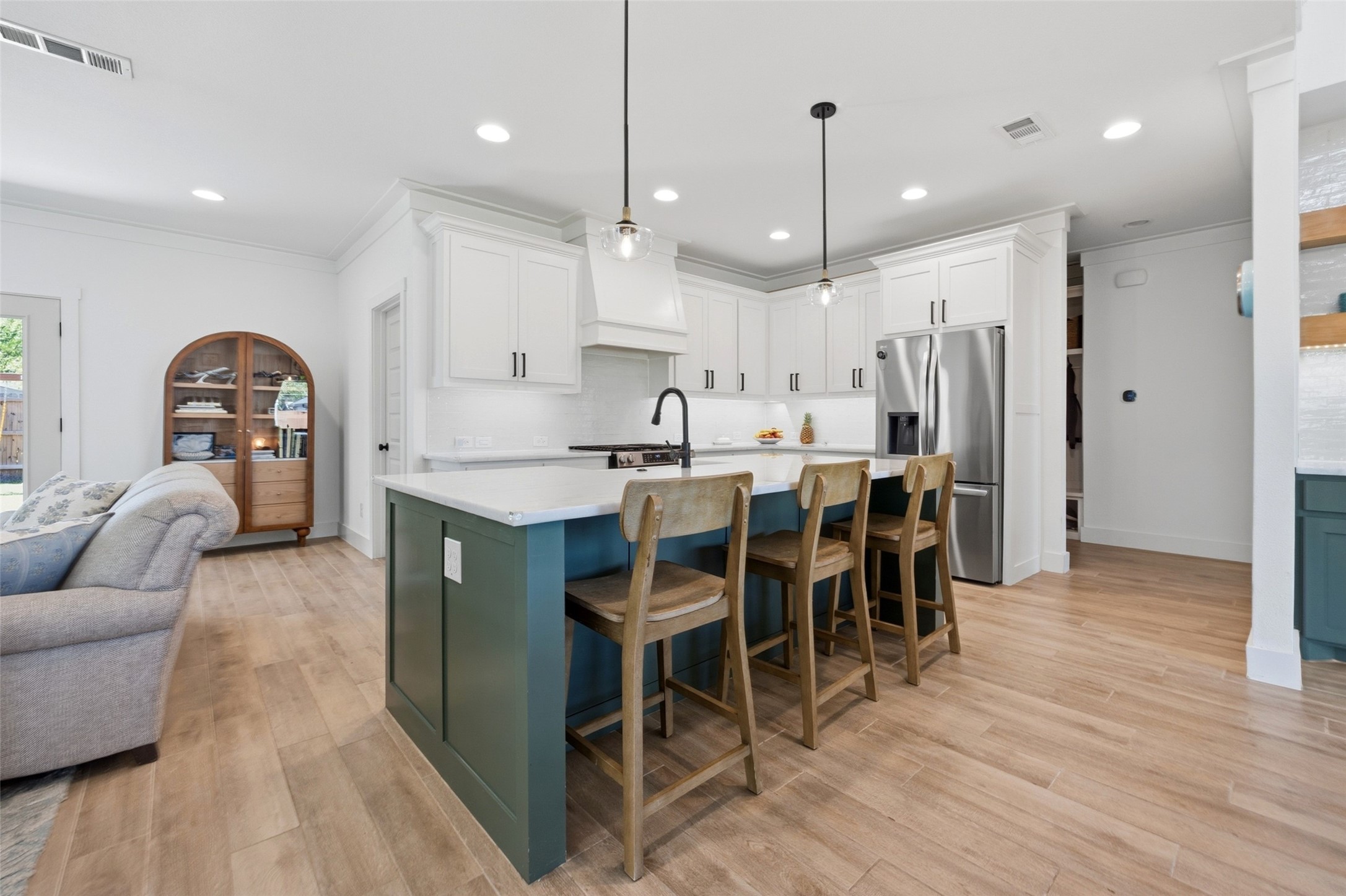 5837 Straley Avenue Westworth Village TX 76114