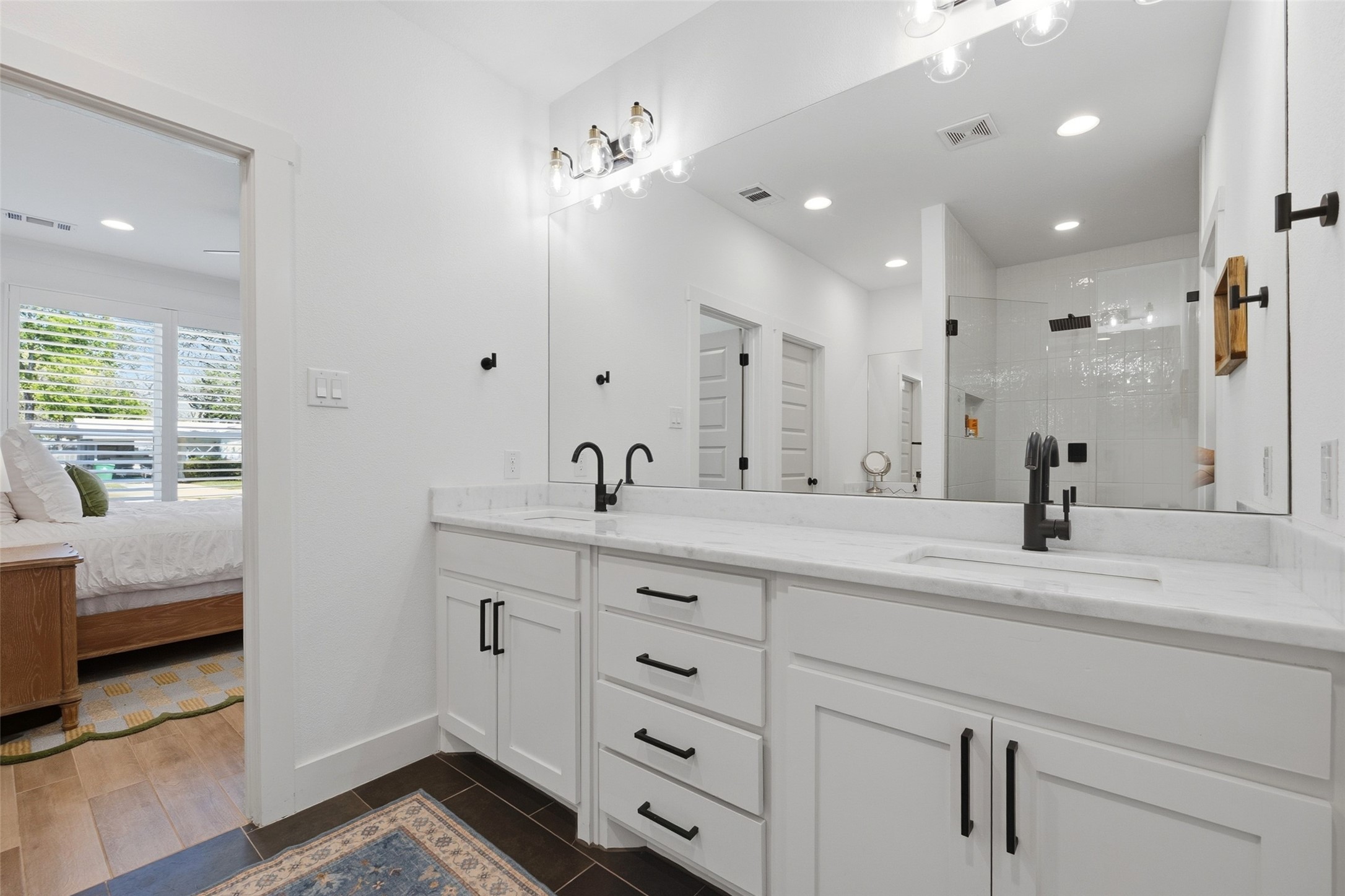 5837 Straley Avenue Westworth Village TX 76114