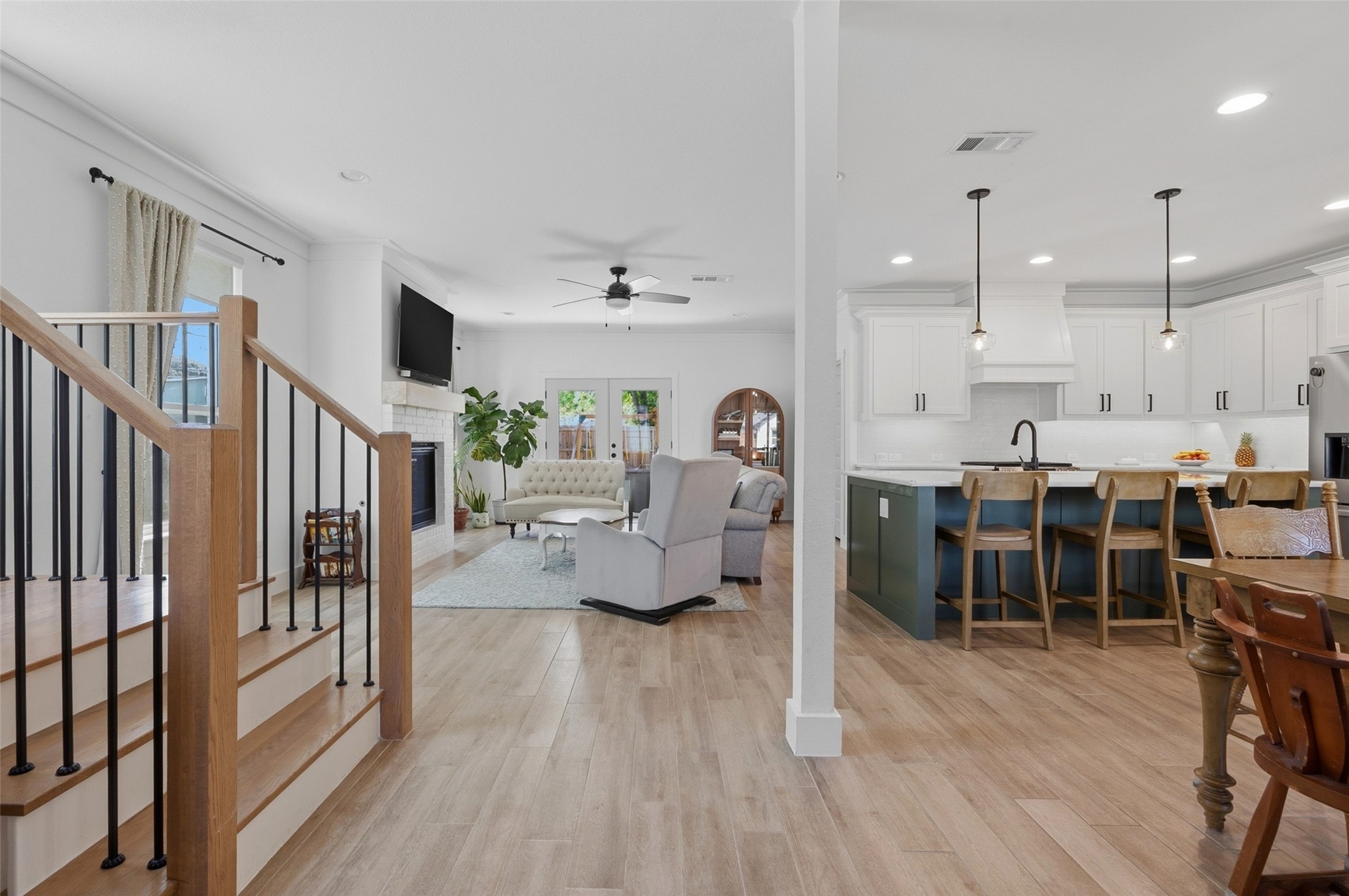 5837 Straley Avenue Westworth Village TX 76114