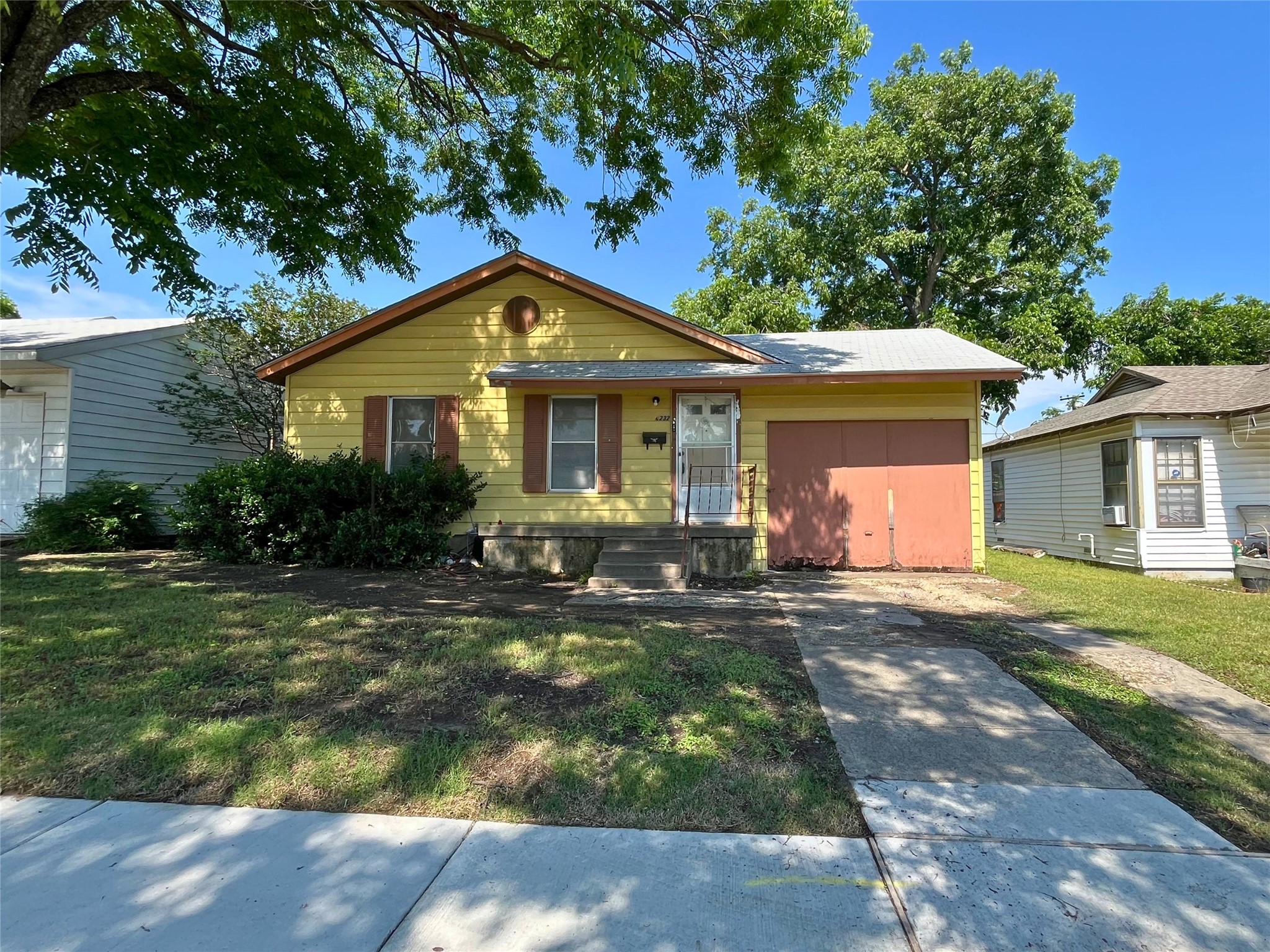 4232 5th Avenue Fort Worth TX 76115