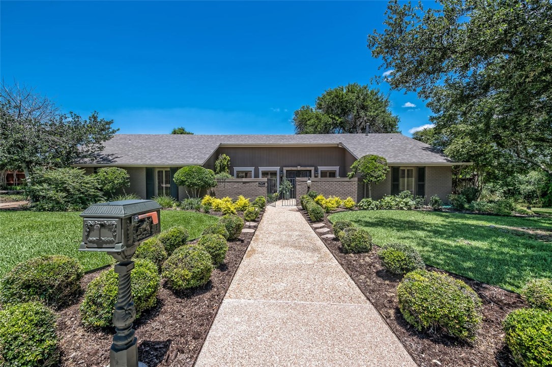 1317 White River Drive Woodway TX 76712
