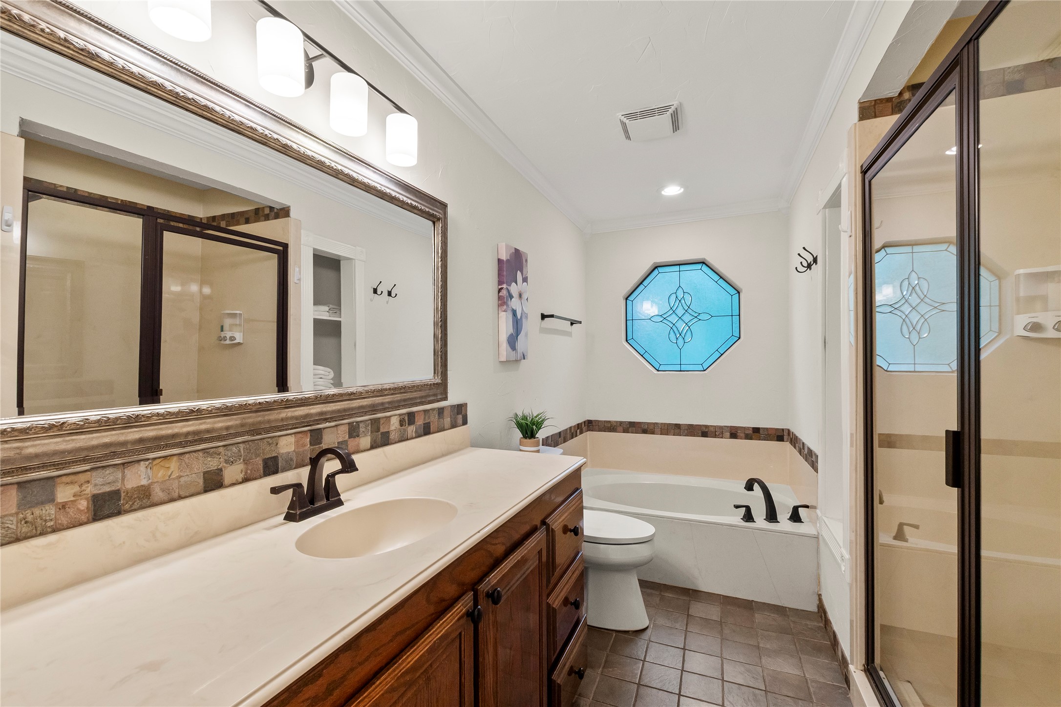 198 Lake Drive Enchanted Oaks TX 75156