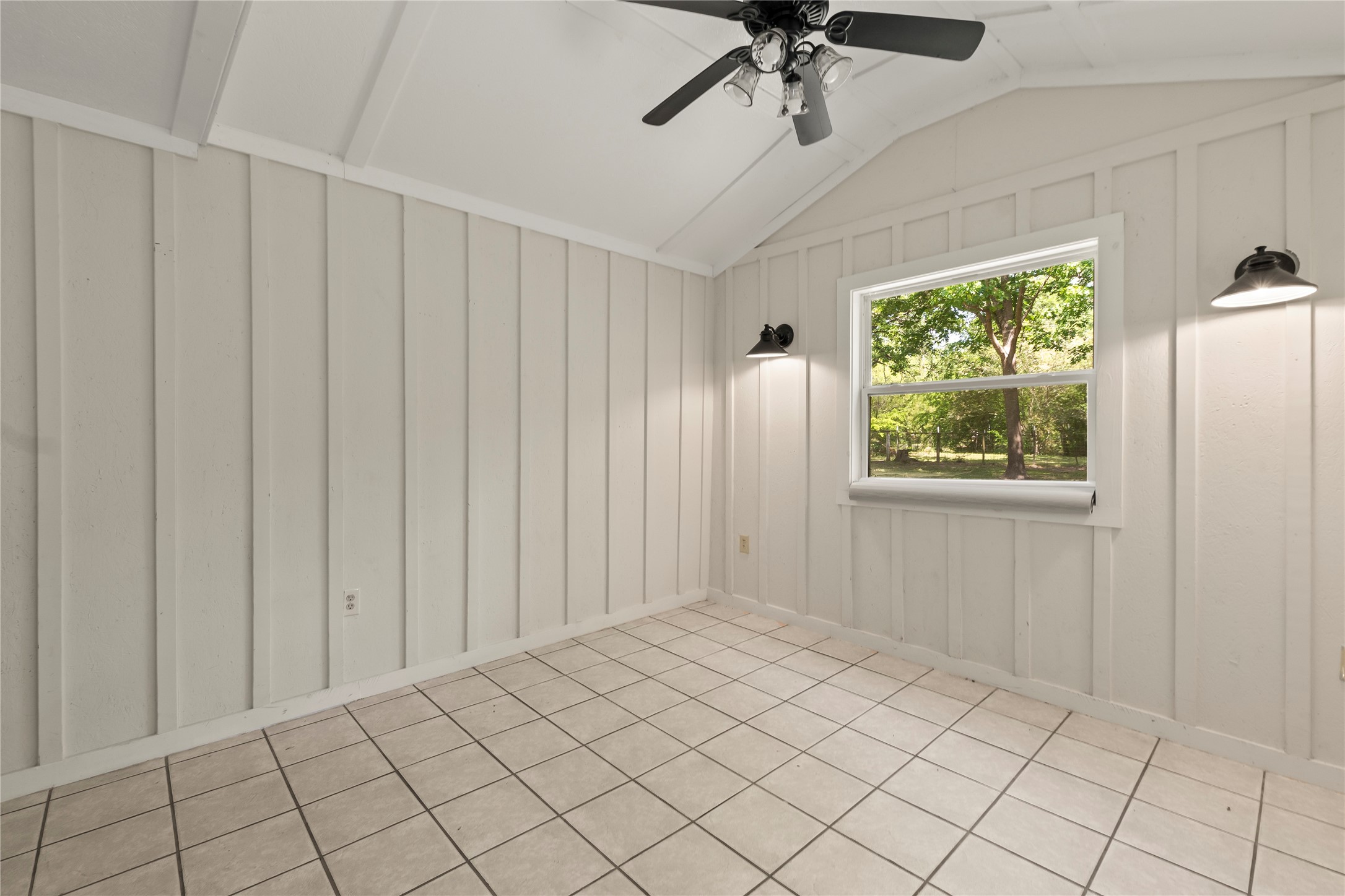 198 Lake Drive Enchanted Oaks TX 75156