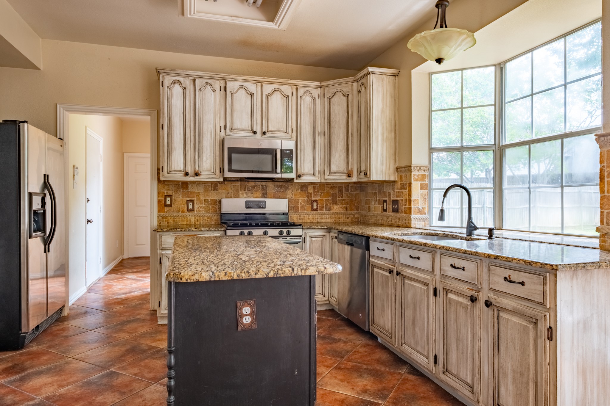 2125 Branchwood Grapevine TX 76051