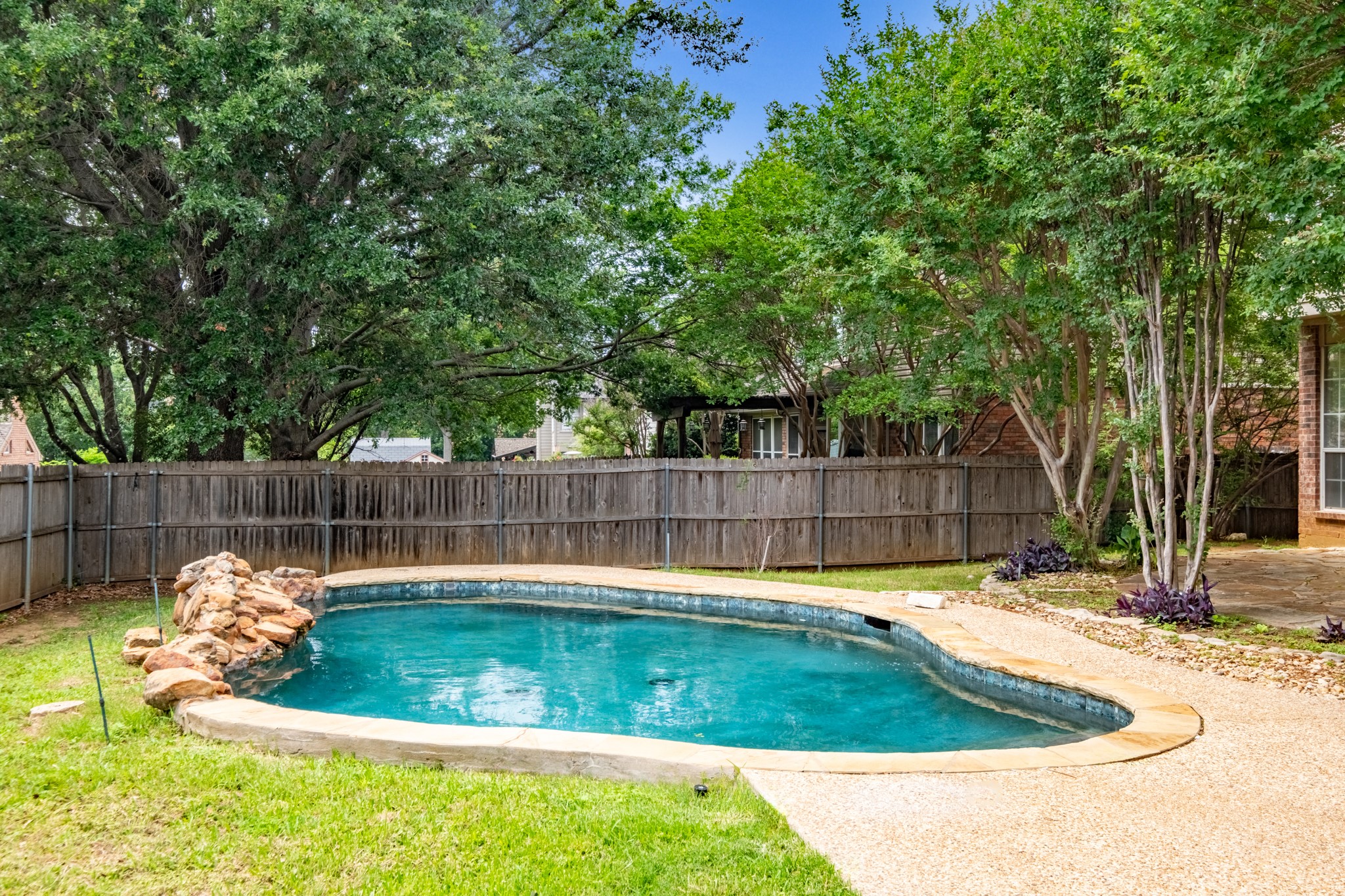 2125 Branchwood Grapevine TX 76051