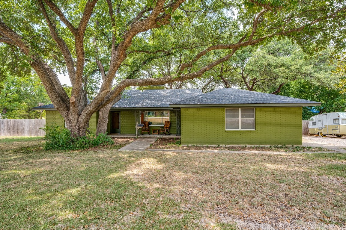 1811 Cottonwood Road Carrollton TX 75006