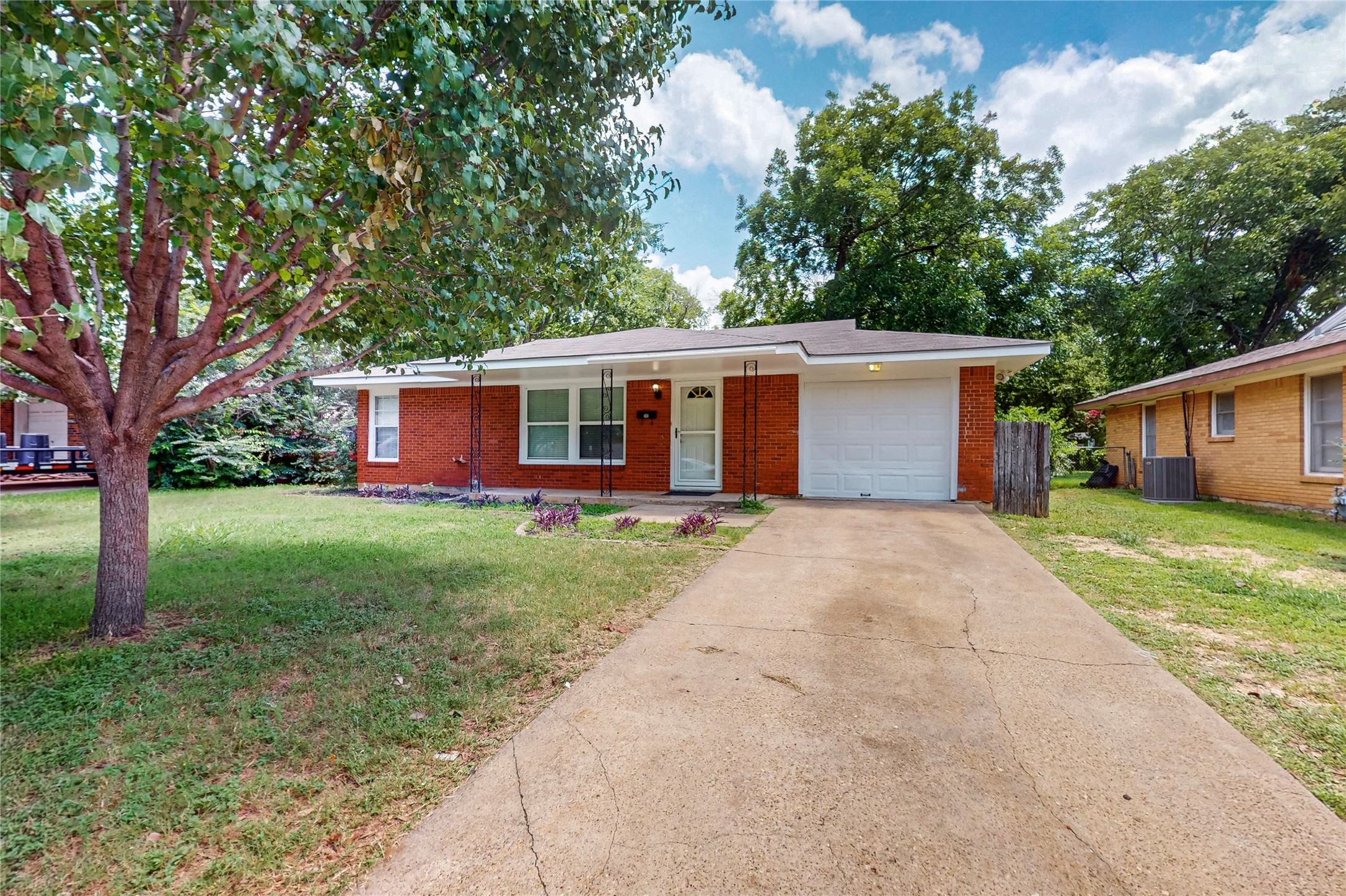 6418 Onyx Drive N North Richland Hills TX 76180