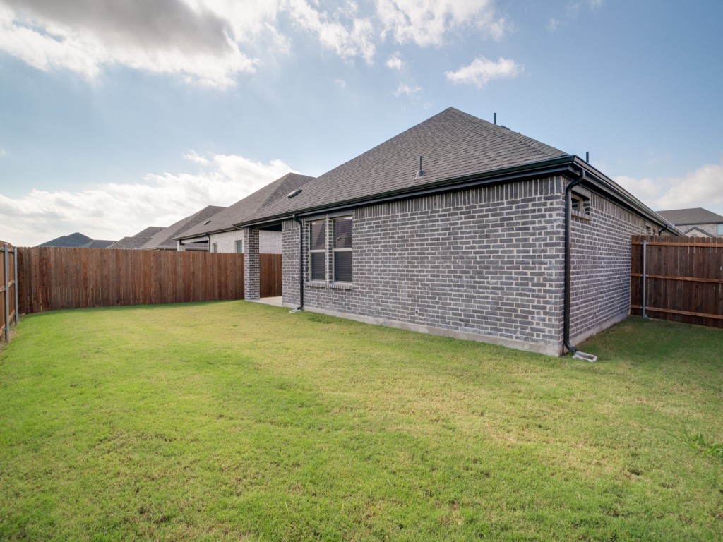808 Tidal Drive Princeton TX 75071