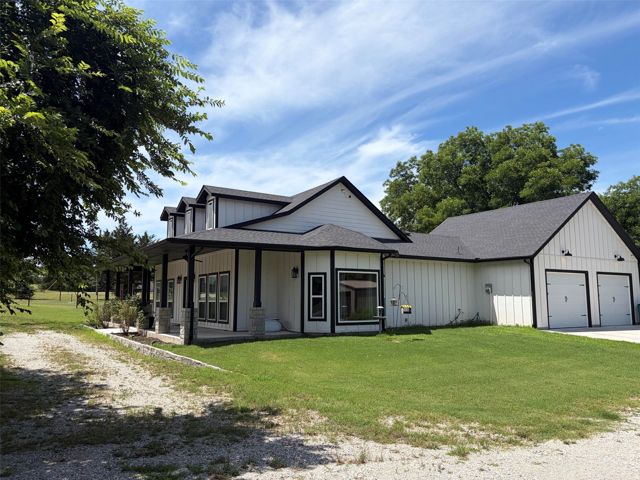 410 S Wickham Street Alvord TX 76225