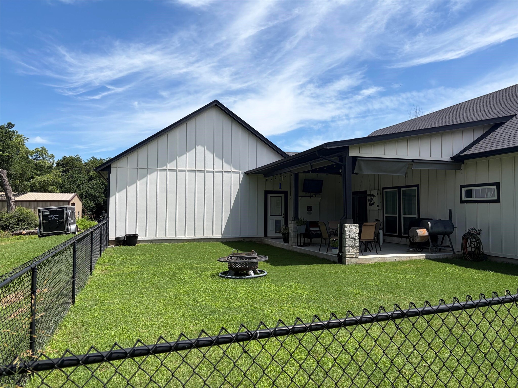410 S Wickham Street Alvord TX 76225