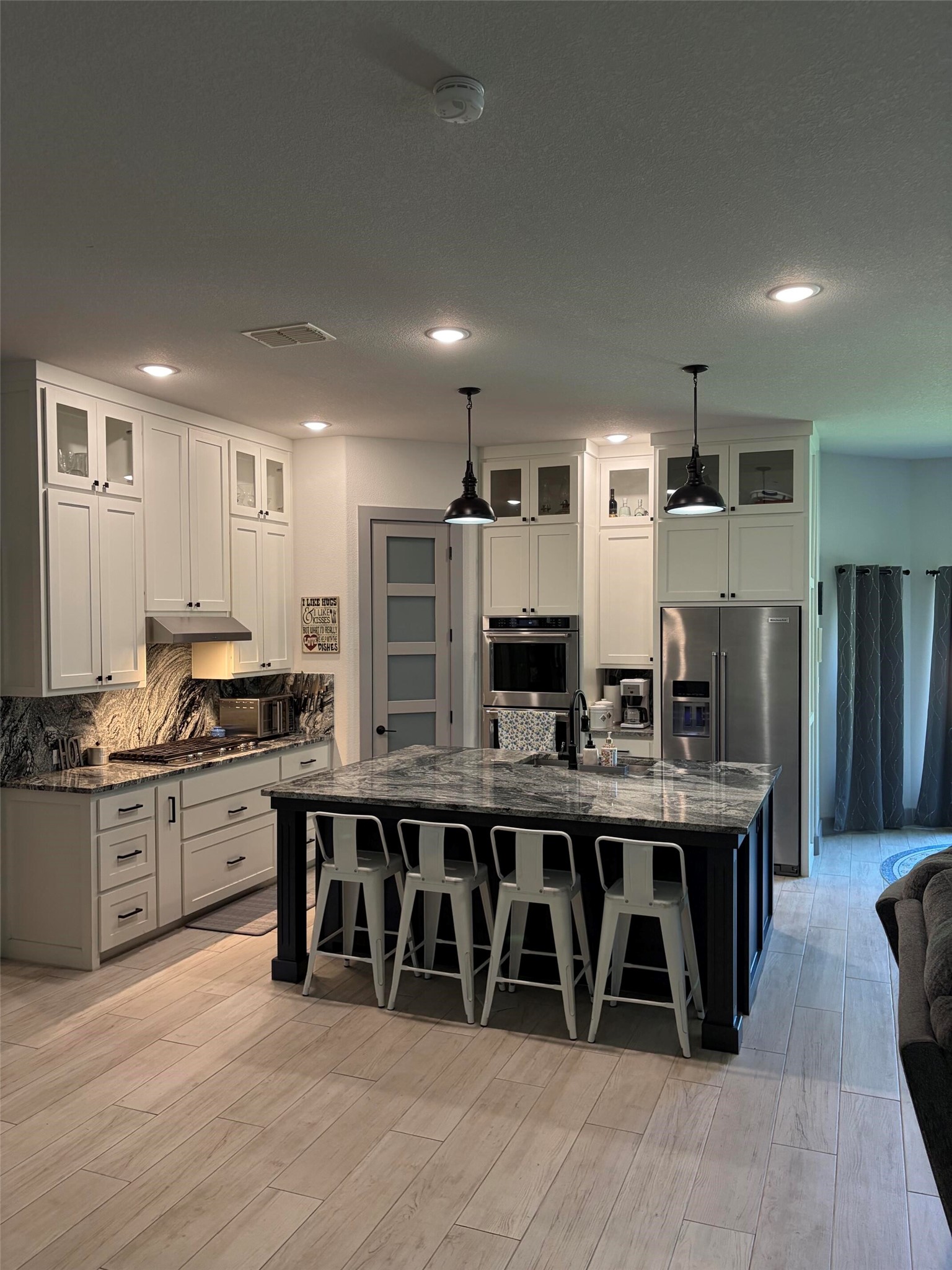 410 S Wickham Street Alvord TX 76225