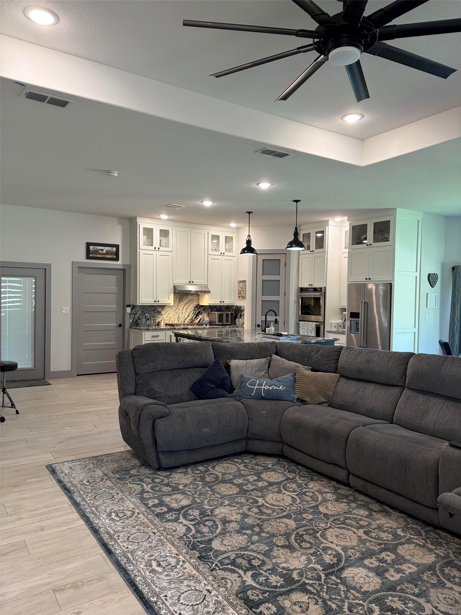 410 S Wickham Street Alvord TX 76225