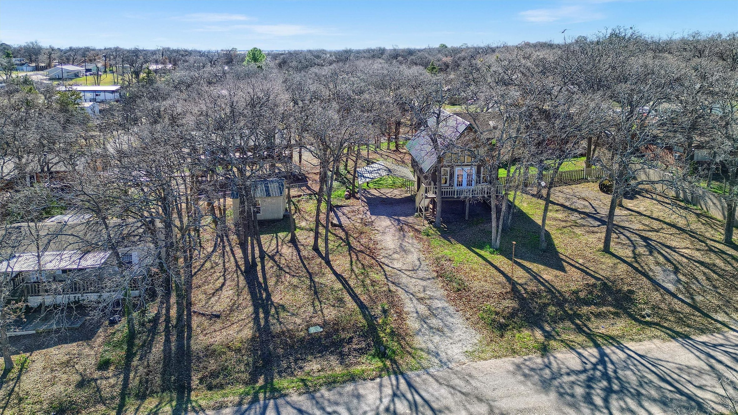 894 Lake Road Gordonville TX 76245