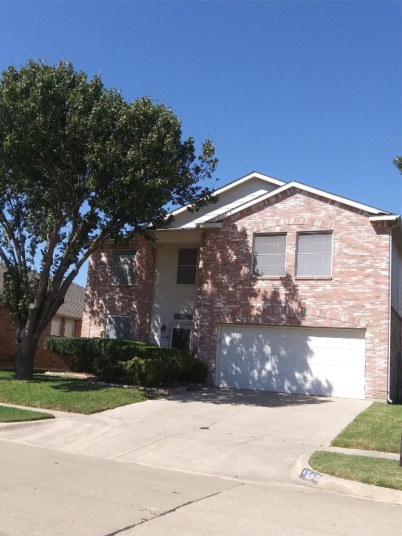 4949 Winding Trail Grand Prairie TX 75052