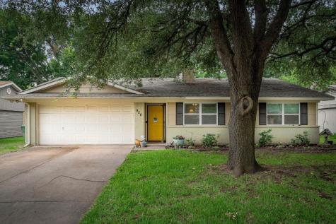 926 Huntington Drive Lewisville TX 75067