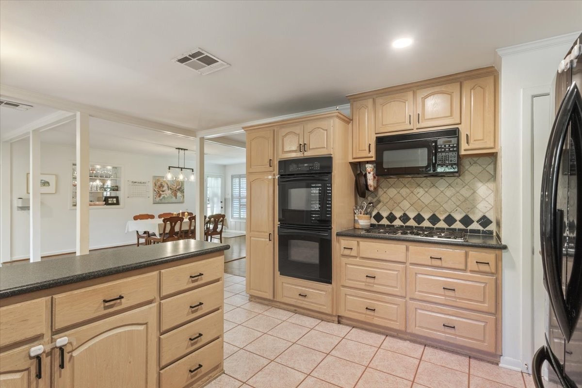 4400 Cedar Mountain Drive Waco TX 76708