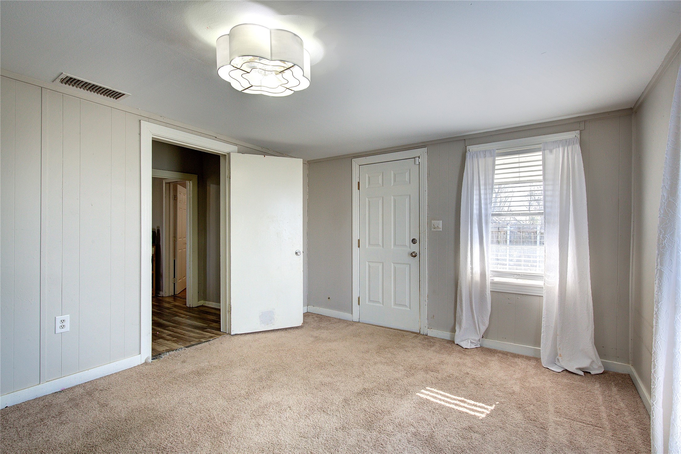 50 County Road 3557 Sulphur Bluff TX 75481