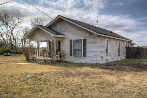 50 County Road 3557 Sulphur Bluff TX 75481