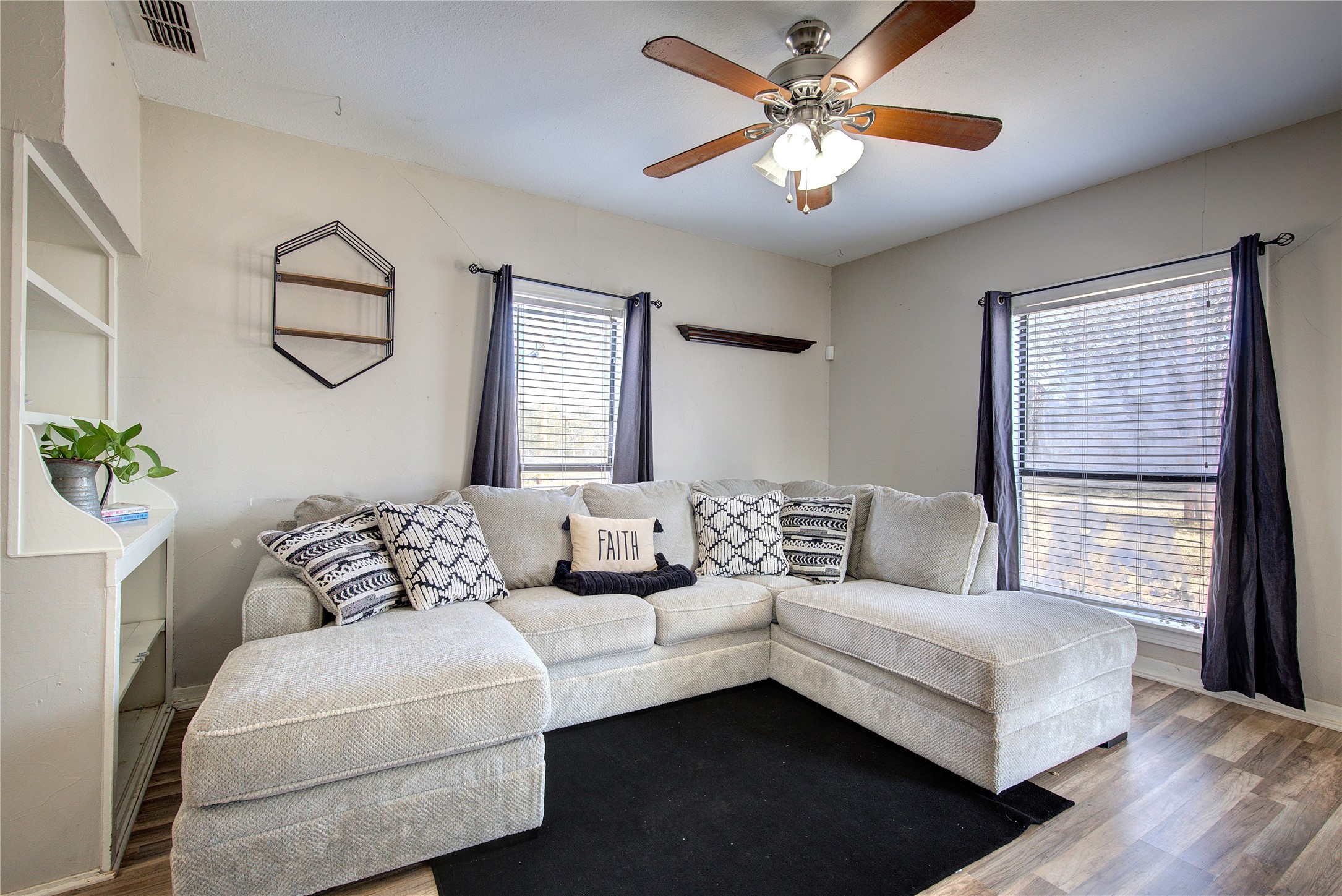 50 County Road 3557 Sulphur Bluff TX 75481