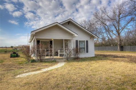 50 County Road 3557 Sulphur Bluff TX 75481