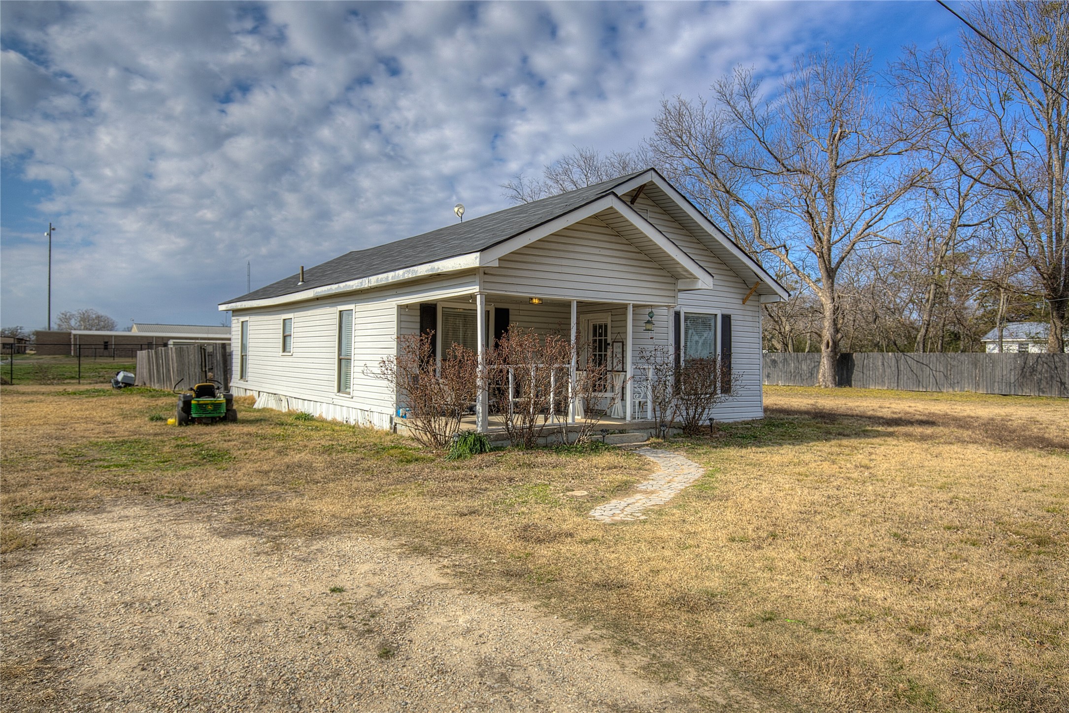 50 County Road 3557 Sulphur Bluff TX 75481