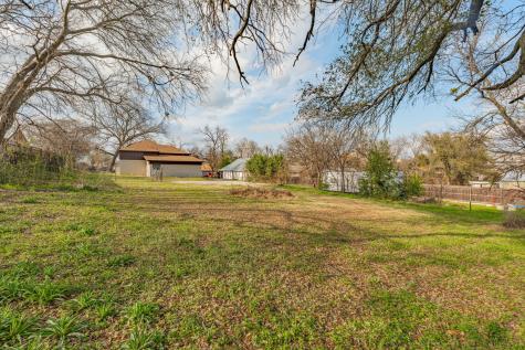 582 W College Street Stephenville TX 76401