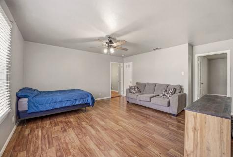 582 W College Street Stephenville TX 76401