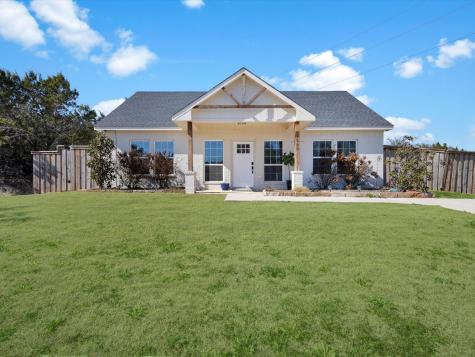 1300 Phoenix Court Granbury TX 76048