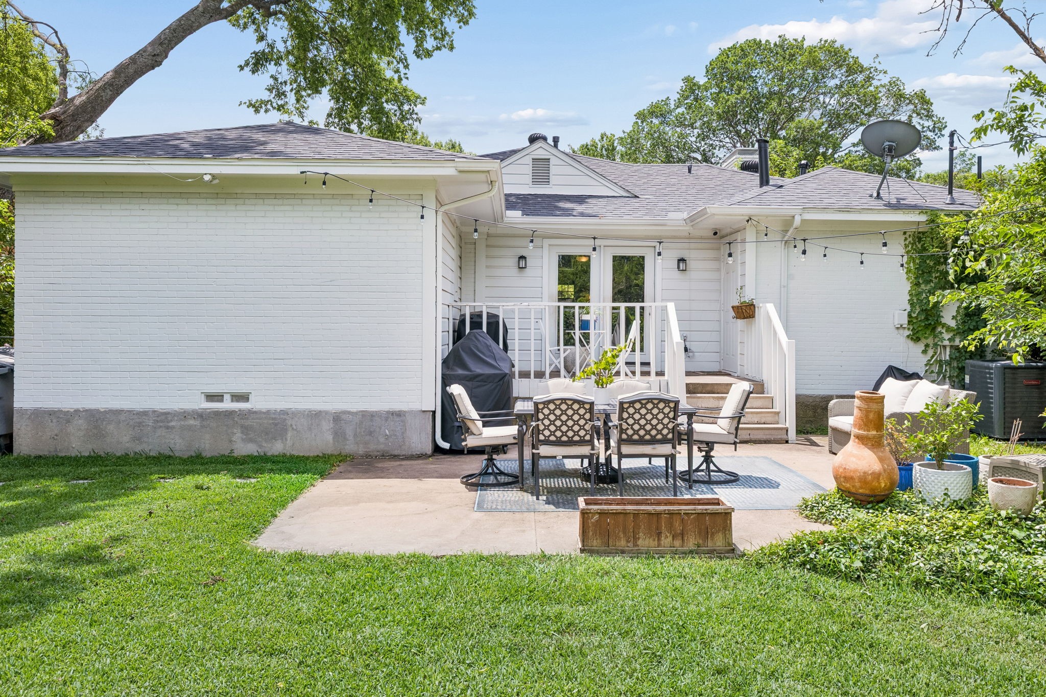 6443 Vickery Boulevard Dallas TX 75214