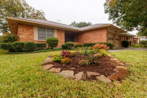 9209 Lindaro Lane Dallas TX 75228