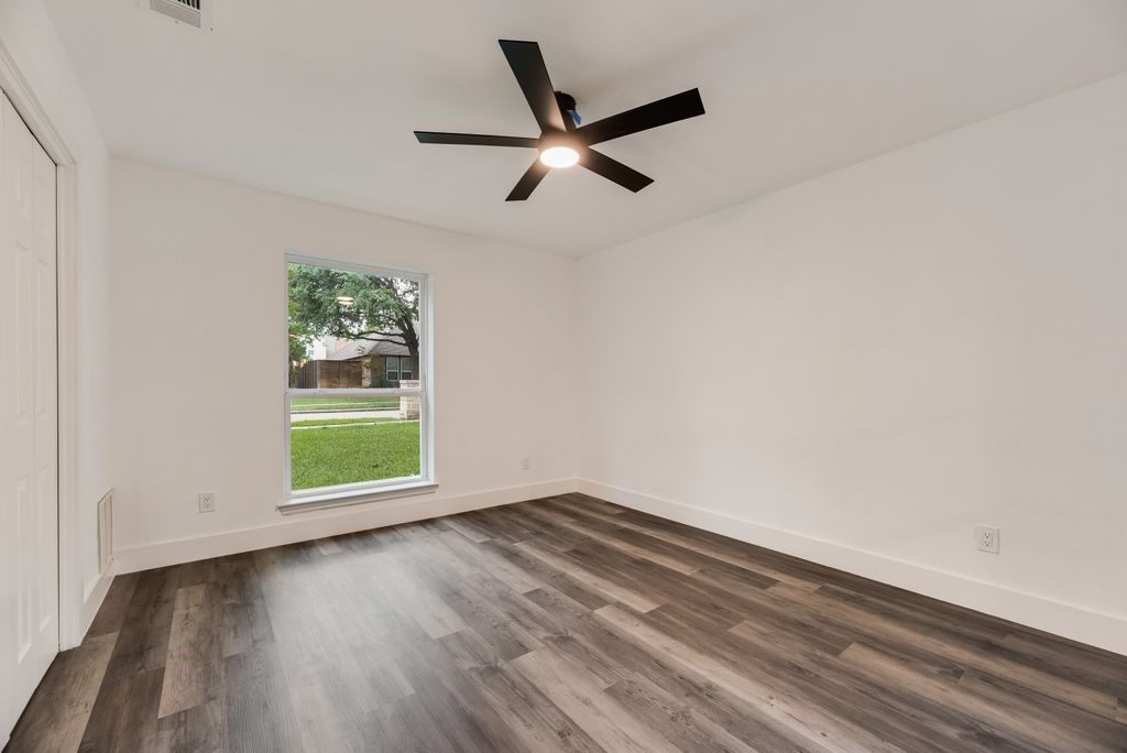 2100 Antibes Drive Carrollton TX 75006