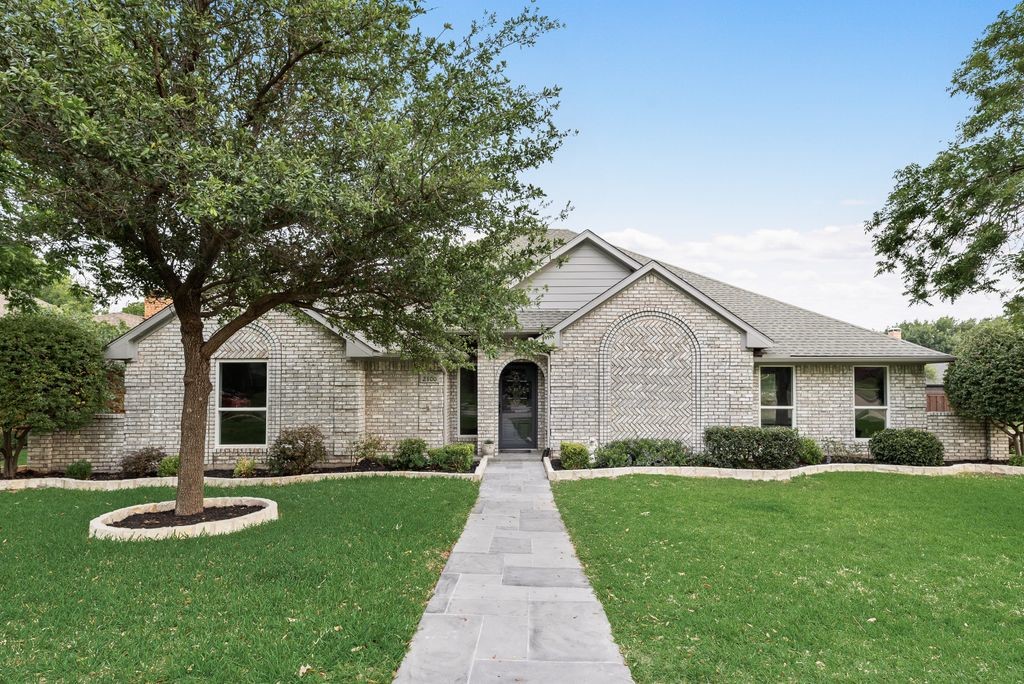2100 Antibes Drive Carrollton TX 75006
