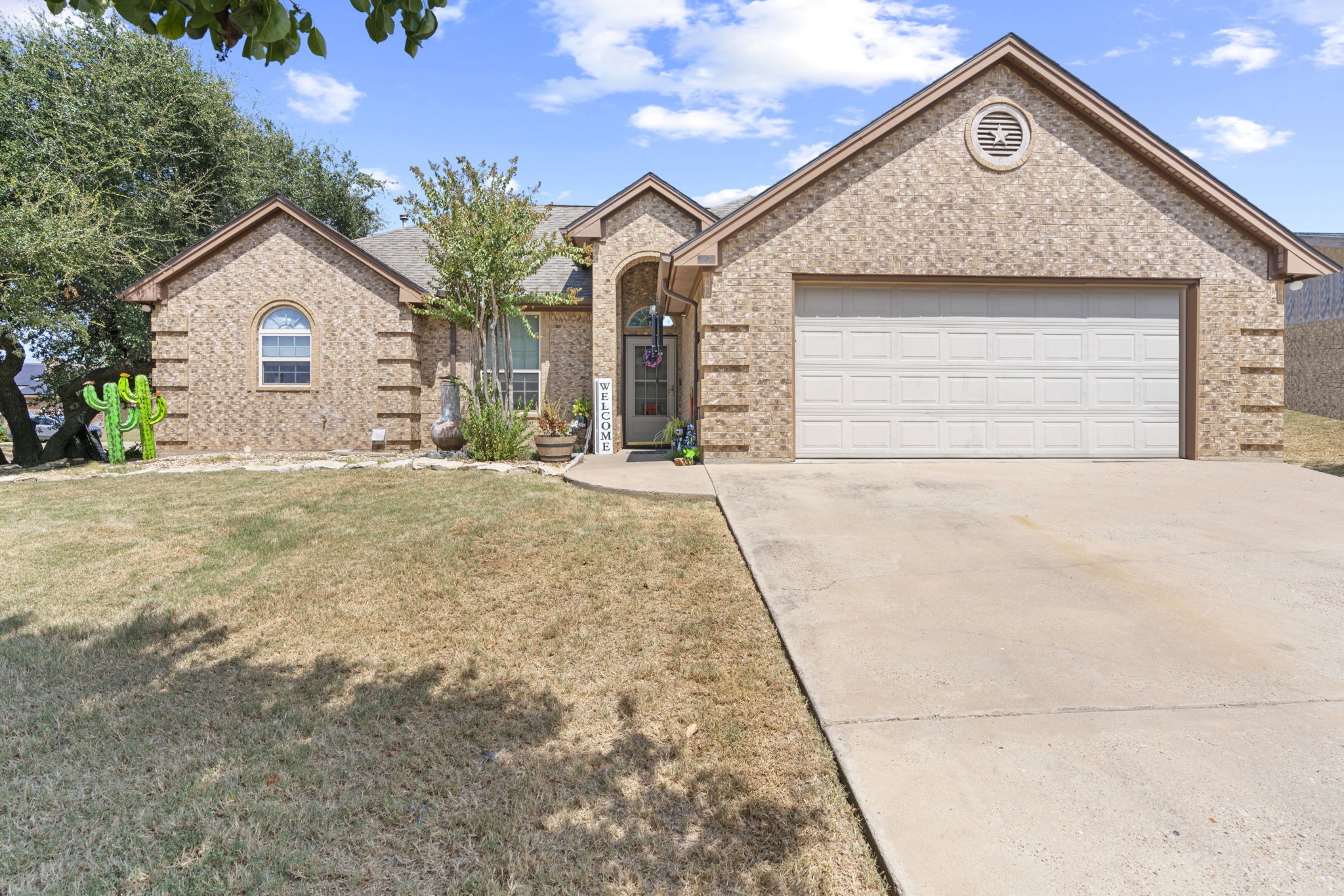 201 Spring Bouquet Street Stephenville TX 76401