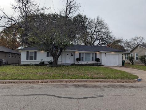 5204 Mallory Drive Haltom City TX 76117