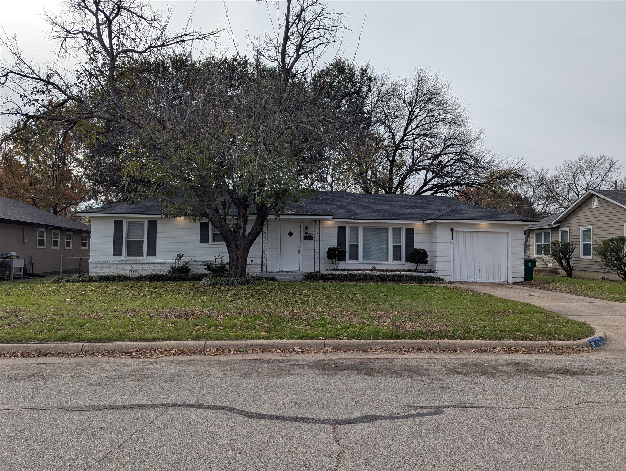 5204 Mallory Drive Haltom City TX 76117