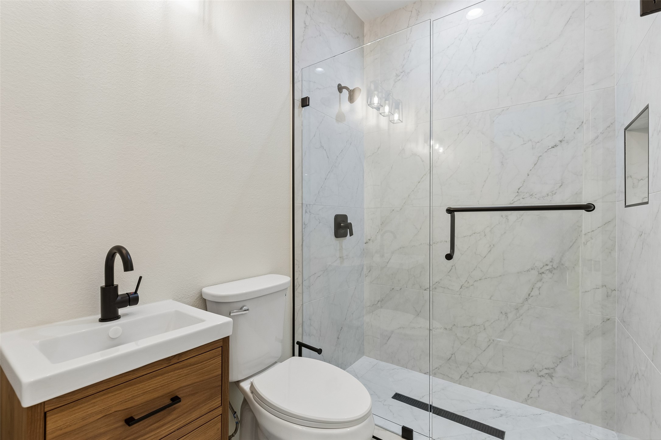 3324 Navaro Street Dallas TX 75212