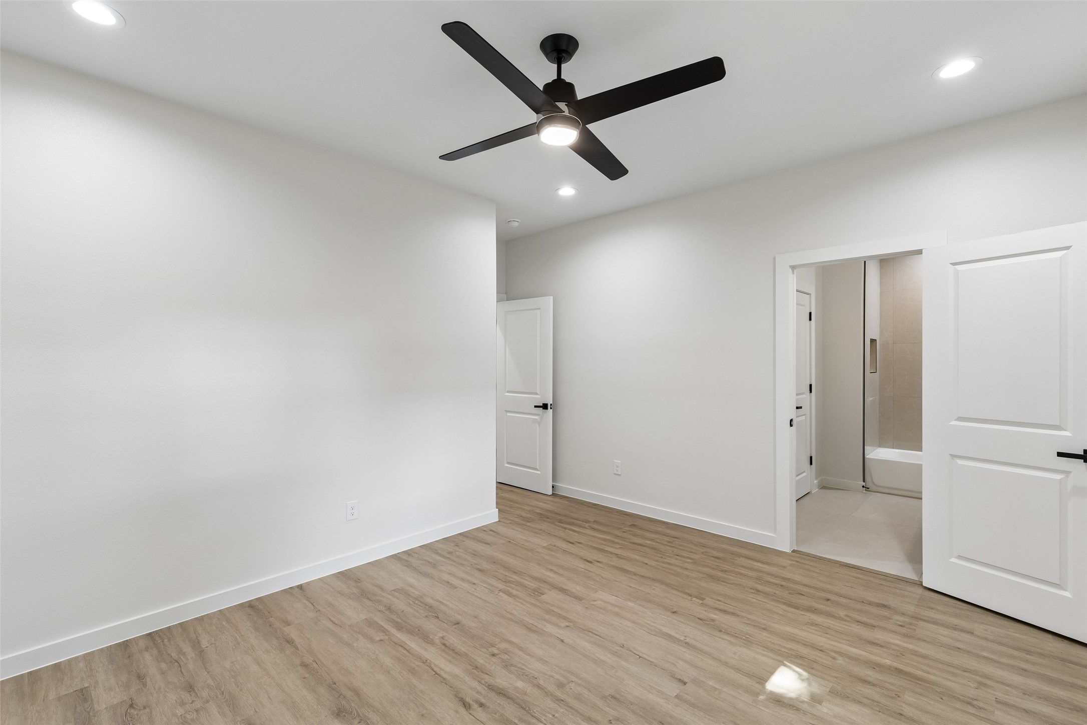 3324 Navaro Street Dallas TX 75212